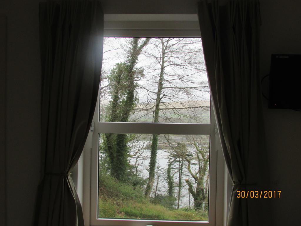 Hotel Watersedge Seaviews à Kenmare Extérieur photo